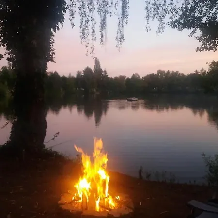 Campingplatz Am See * Melsungen